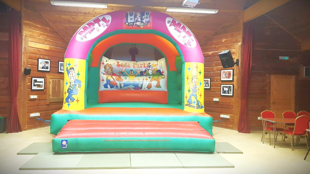 Children's Birthday Party's 
 Bouncy Castle, Music and Disco